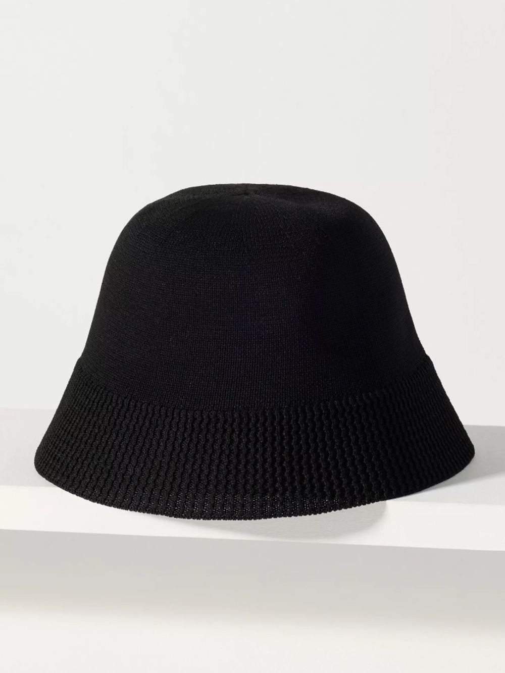 Anthropologie Wyeth Nubby Cloche Hat in Black One Size nwt